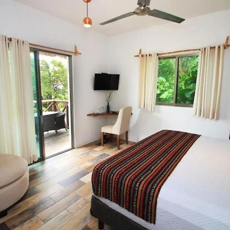 Hotel Pancho Villas Bacalar - Kayyaks Gratis Eksteriør billede