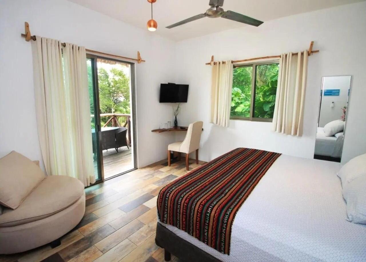 Hotel Pancho Villas Bacalar - Kayyaks Gratis Eksteriør billede